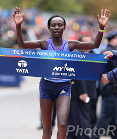 Mary Keitany Wins the 2015 NYC Marathon